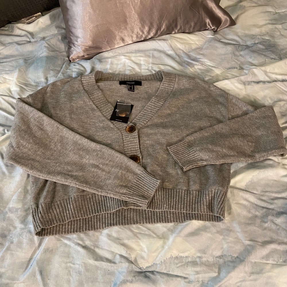 Cropped cardigan